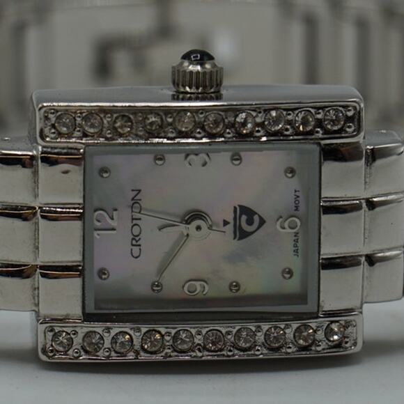 Ladies Croton Silver Bracelet Watch w/ MOP Dial - Picture 5 of 6